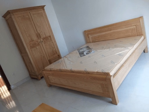 Giường ngủ, tủ quần áo làm từ gỗ Sồi